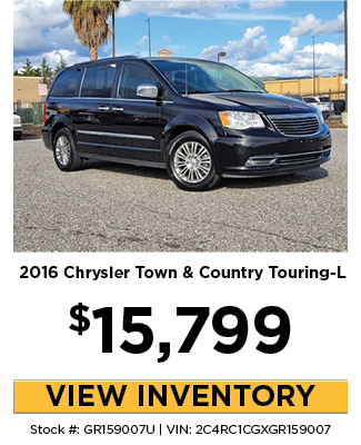 2016 Chrysler Town & Country Touring-L