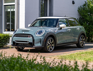 2024 MINI COOPER HARDTOP 4 DOOR image