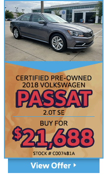 Certified Pre-Owned 2018 Volkswagen Passat 2.0T SE 
