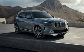 2025 BMW X7 xDrive40i image