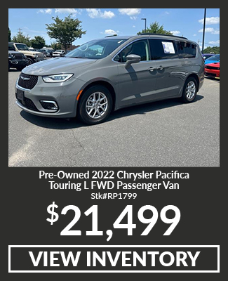 Pre-Owned 2022 Chrysler Pacifica Touring L FWD Passenger Van