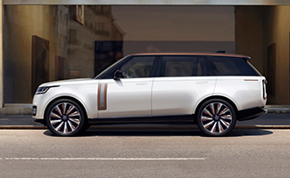2025 Land Rover Defender 110 P300