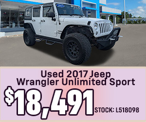 Pre-Owned 2017 jeep wrangler