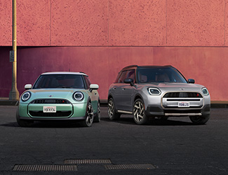 2 MINI Coopers