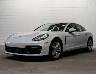 New Porsche Panamera 4