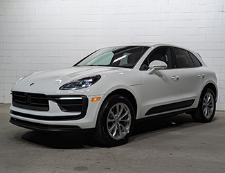 Certified Pre-Owned 2025 Porsche Macan