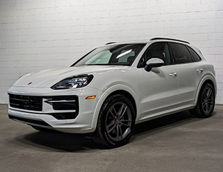 Certified Pre-Owned 2025 Porsche Cayenne