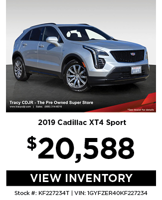 pre-owned Cadillac XT4