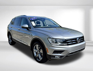 Pre-Owned 2021 Volkswagen Tiguan SEL With Navigation