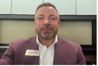 Manager David Farner